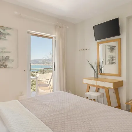 Panorama Fanari studios&apartments-3